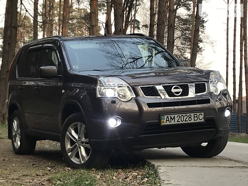 Позашляховик / Кросовер Nissan X-Trail 2010 в Києві
