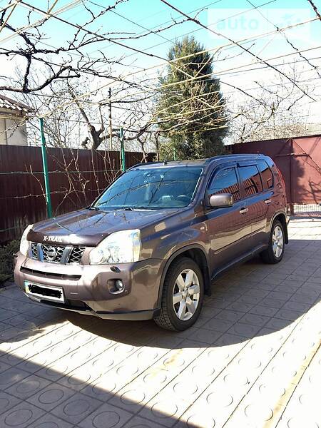 Позашляховик / Кросовер Nissan X-Trail 2007 в 