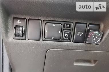 Позашляховик / Кросовер Nissan X-Trail 2003 в 