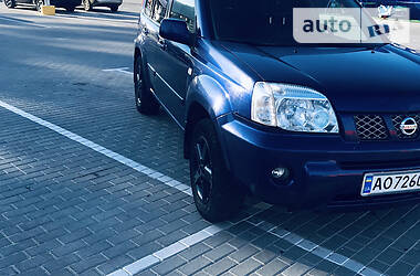 Позашляховик / Кросовер Nissan X-Trail 2003 в 