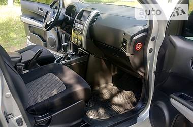 Позашляховик / Кросовер Nissan X-Trail 2010 в 