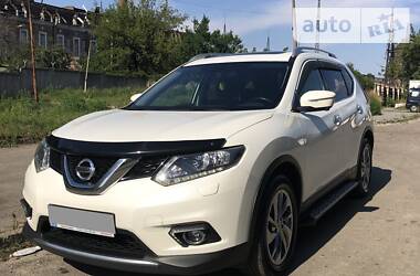 Внедорожник / Кроссовер Nissan X-Trail 2015 в Киеве