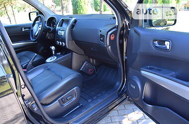 Позашляховик / Кросовер Nissan X-Trail 2009 в 