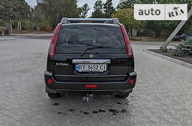 Внедорожник / Кроссовер Nissan X-Trail 2004 в Херсоне