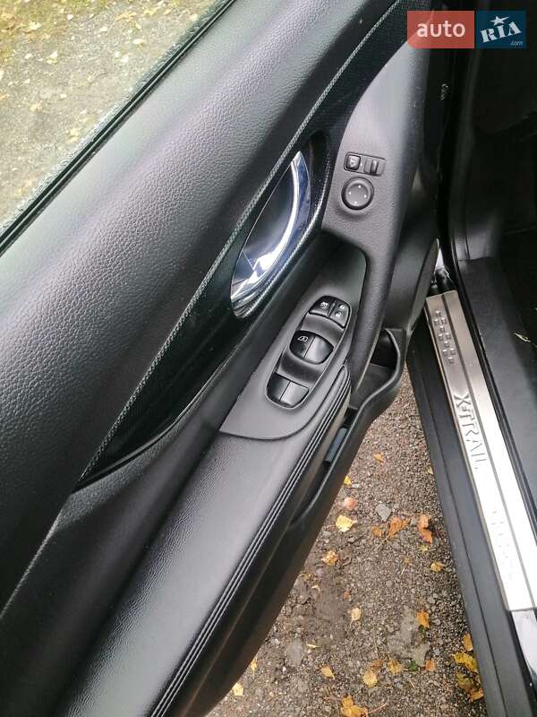 Позашляховик / Кросовер Nissan X-Trail 2014 в Рівному