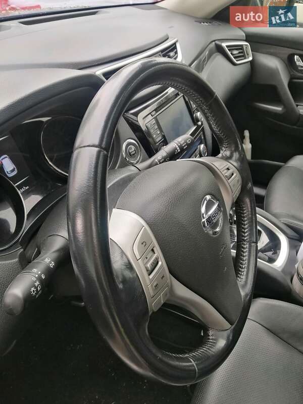 Позашляховик / Кросовер Nissan X-Trail 2014 в Рівному