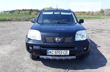 Внедорожник / Кроссовер Nissan X-Trail 2004 в Горохове