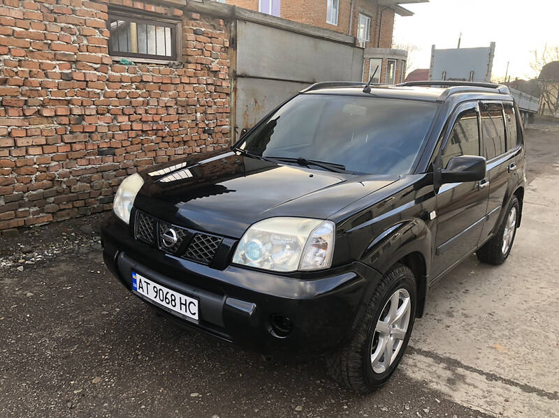 Позашляховик / Кросовер Nissan X-Trail 2005 в Івано-Франківську