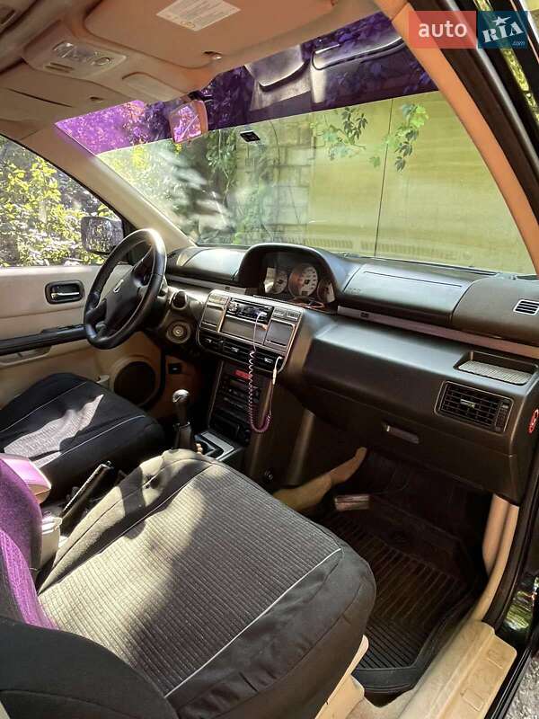 Внедорожник / Кроссовер Nissan X-Trail 2003 в Кривом Роге