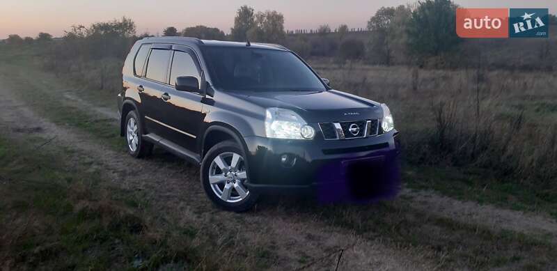 Позашляховик / Кросовер Nissan X-Trail 2008 в Києві