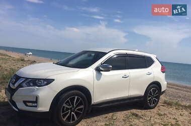 Внедорожник / Кроссовер Nissan X-Trail 2018 в Новомосковске