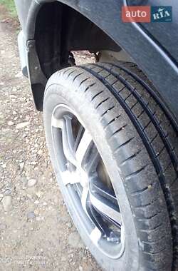 Внедорожник / Кроссовер Nissan X-Trail 2005 в Черновцах