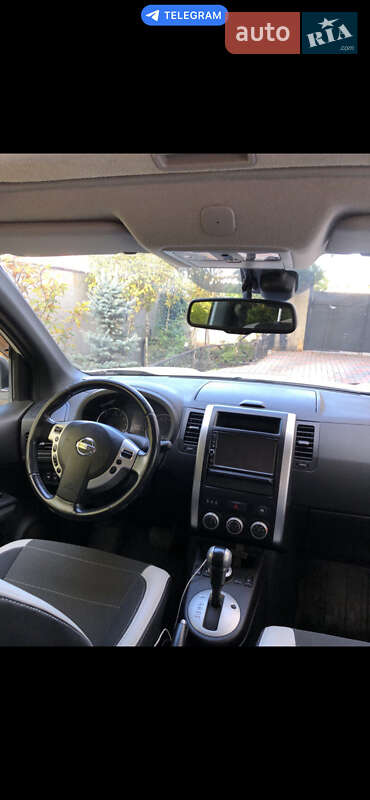 Позашляховик / Кросовер Nissan X-Trail 2011 в Одесі
