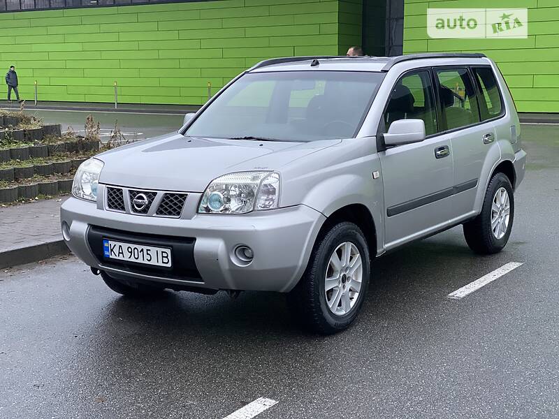 Внедорожник / Кроссовер Nissan X-Trail 2004 в 