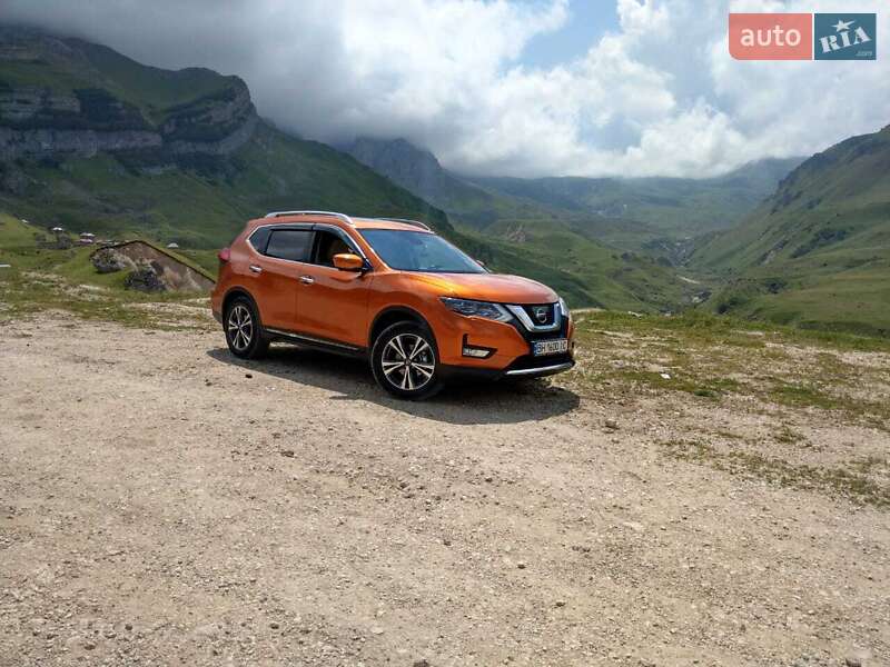 Внедорожник / Кроссовер Nissan X-Trail 2018 в Одессе