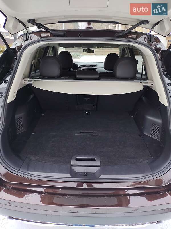 Внедорожник / Кроссовер Nissan X-Trail 2018 в Киеве