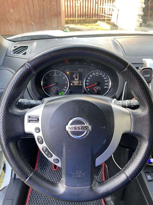 Внедорожник / Кроссовер Nissan X-Trail 2010 в Богородчанах