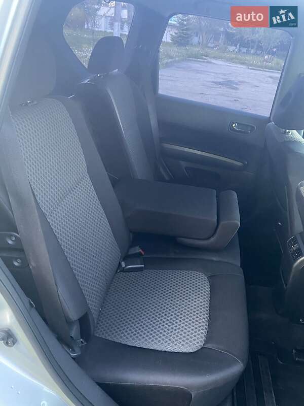 Позашляховик / Кросовер Nissan X-Trail 2008 в Івано-Франківську