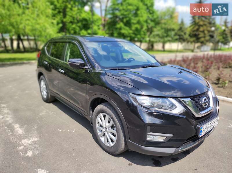 Позашляховик / Кросовер Nissan X-Trail 2018 в Першотравенську