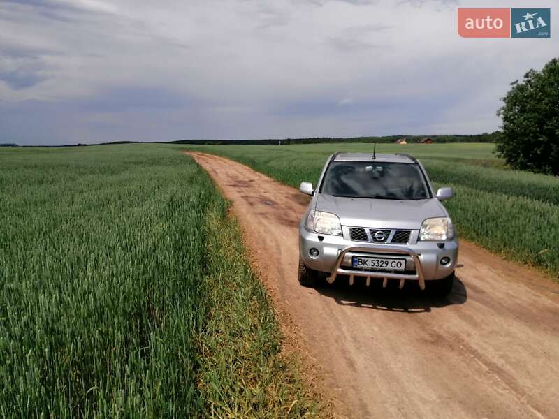 Позашляховик / Кросовер Nissan X-Trail 2006 в Житомирі