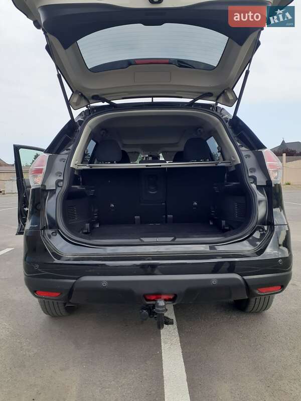 Позашляховик / Кросовер Nissan X-Trail 2016 в Мукачевому