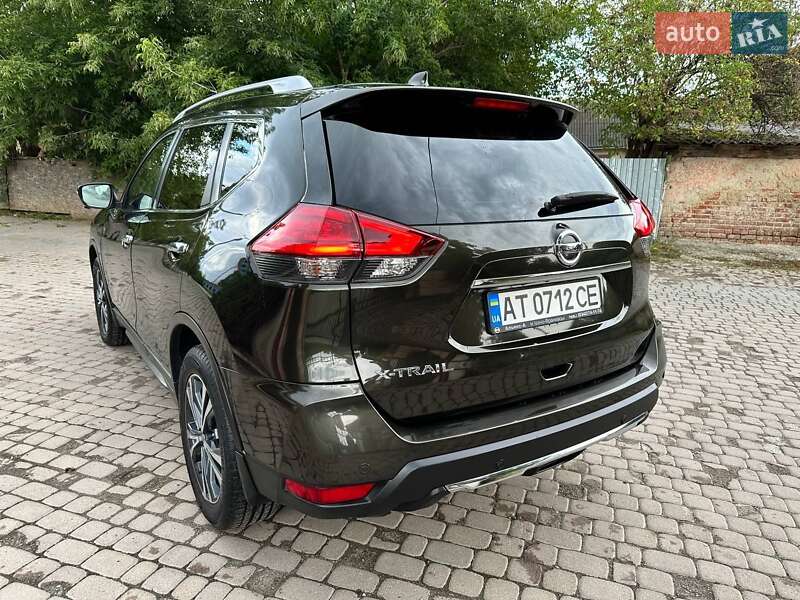 Позашляховик / Кросовер Nissan X-Trail 2017 в Івано-Франківську