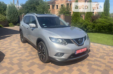 Внедорожник / Кроссовер Nissan X-Trail 2016 в Барышевке