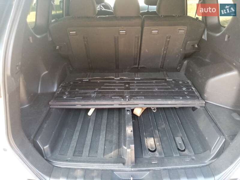 Позашляховик / Кросовер Nissan X-Trail 2011 в Звягелі