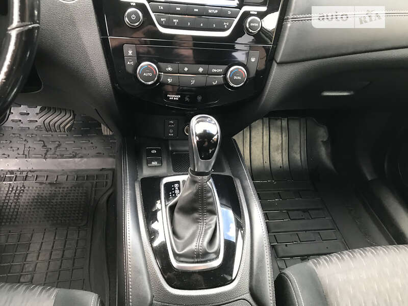 Позашляховик / Кросовер Nissan X-Trail 2019 в Калуші