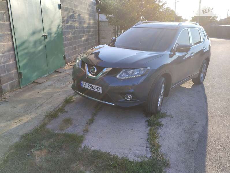 Позашляховик / Кросовер Nissan X-Trail 2017 в Борисполі