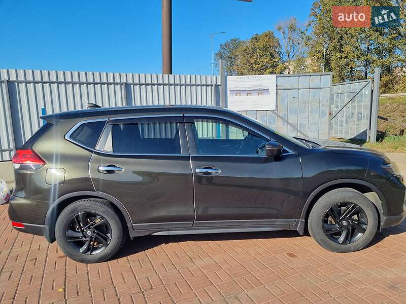 Внедорожник / Кроссовер Nissan X-Trail 2018 в Полтаве