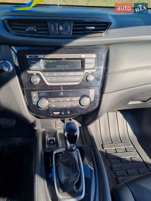 Внедорожник / Кроссовер Nissan X-Trail 2018 в Полтаве