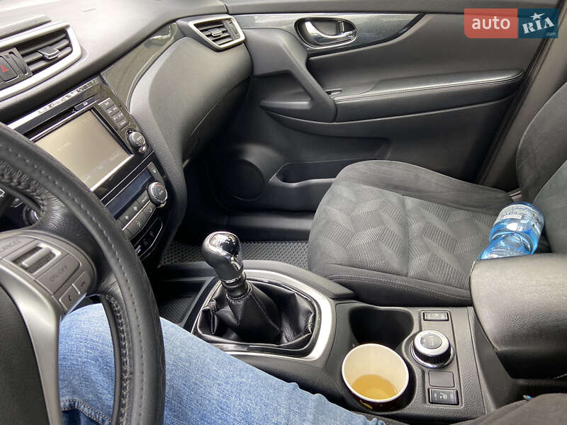 Внедорожник / Кроссовер Nissan X-Trail 2015 в Виннице фото 3 Внедорожник / Кроссовер Nissan X-Trail 2015 в Виннице