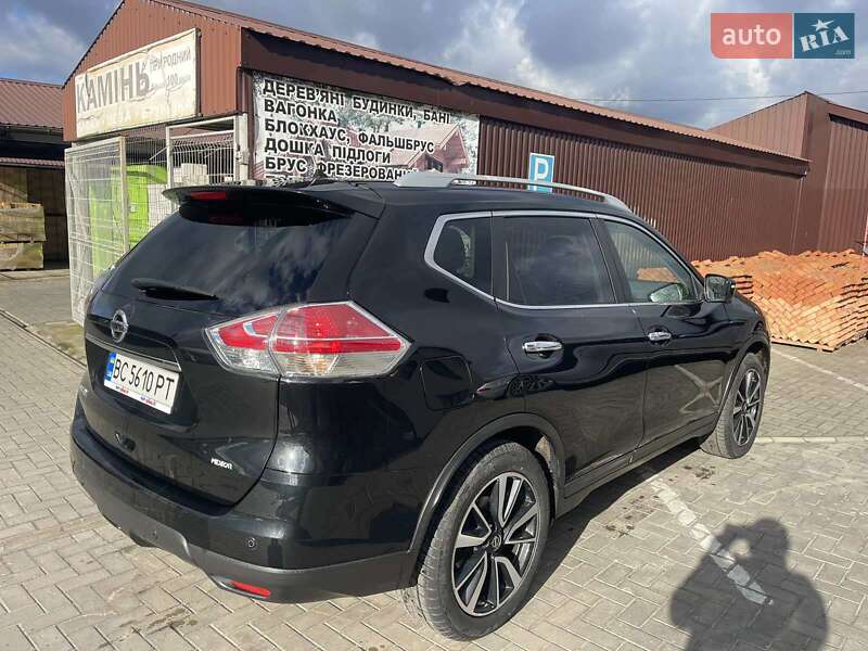Позашляховик / Кросовер Nissan X-Trail 2014 в Володимирі