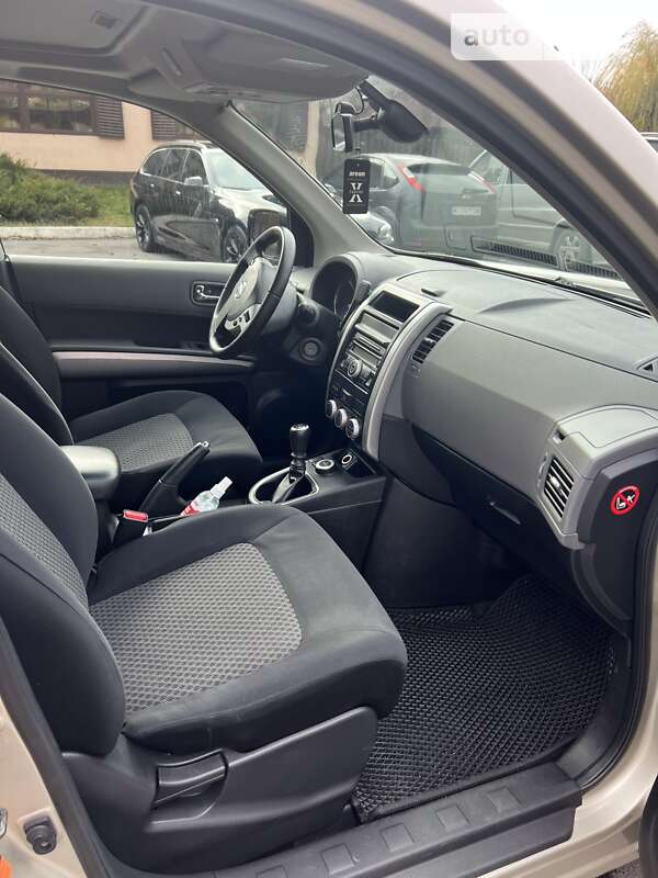 Позашляховик / Кросовер Nissan X-Trail 2008 в Вінниці