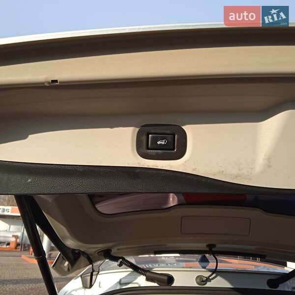 Позашляховик / Кросовер Nissan X-Trail 2017 в Первомайську