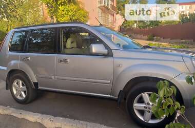Внедорожник / Кроссовер Nissan X-Trail 2006 в 