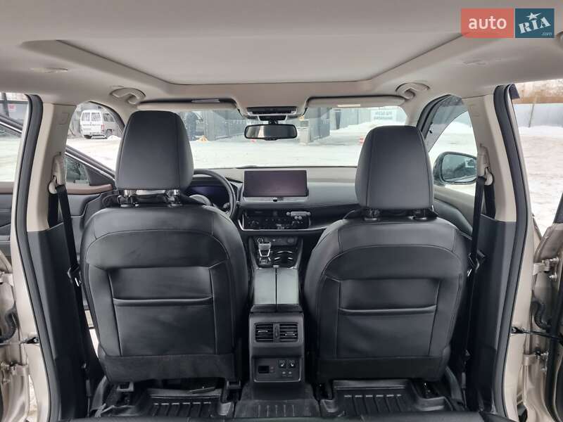 Внедорожник / Кроссовер Nissan X-Trail 2023 в Львове