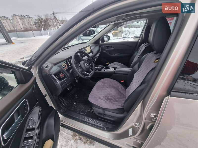 Внедорожник / Кроссовер Nissan X-Trail 2023 в Львове