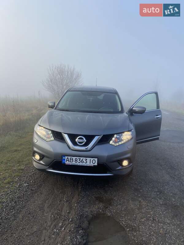 Nissan X-Trail 2015