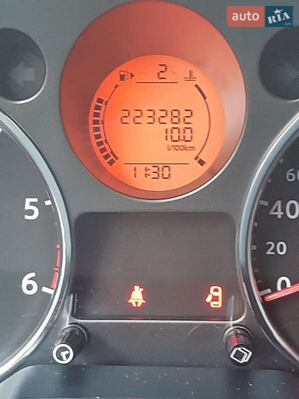 Позашляховик / Кросовер Nissan X-Trail 2008 в Львові