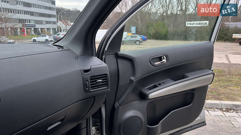 Внедорожник / Кроссовер Nissan X-Trail 2010 в Калуше