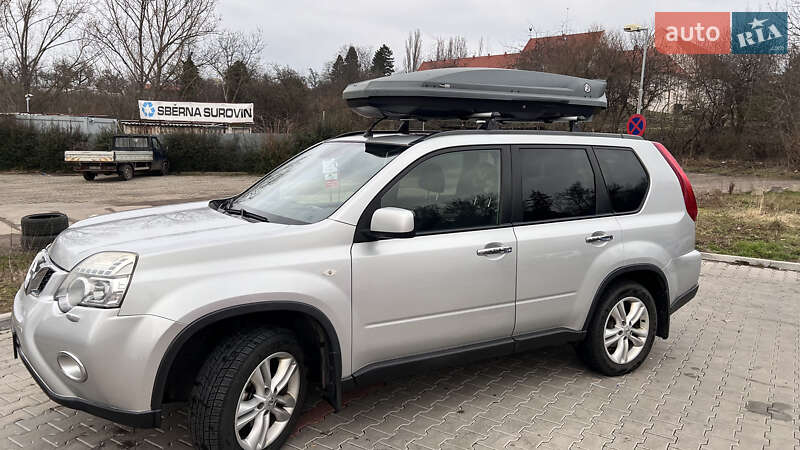 Внедорожник / Кроссовер Nissan X-Trail 2010 в Калуше