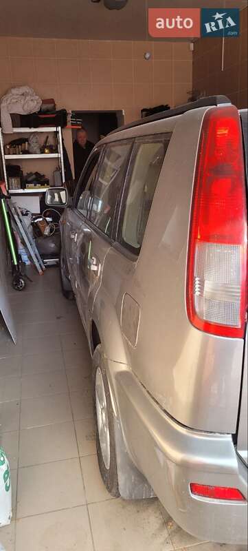 Позашляховик / Кросовер Nissan X-Trail 2002 в Одесі