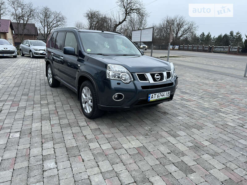 Внедорожник / Кроссовер Nissan X-Trail 2010 в Снятине