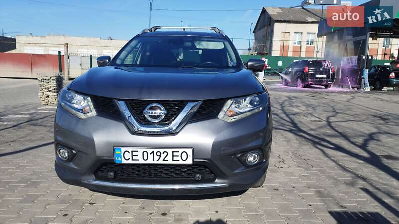 Позашляховик / Кросовер Nissan X-Trail 2016 в Чернівцях