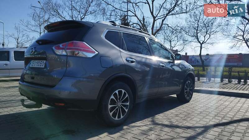 Позашляховик / Кросовер Nissan X-Trail 2016 в Чернівцях