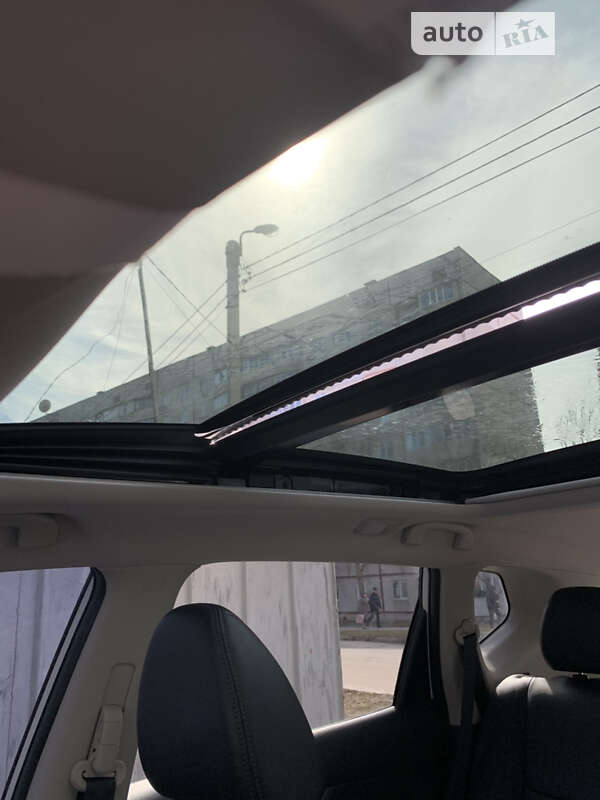 Позашляховик / Кросовер Nissan X-Trail 2017 в Харкові