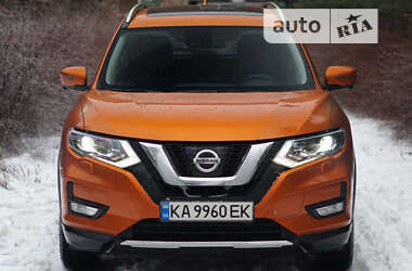 Внедорожник / Кроссовер Nissan X-Trail 2017 в Днепре