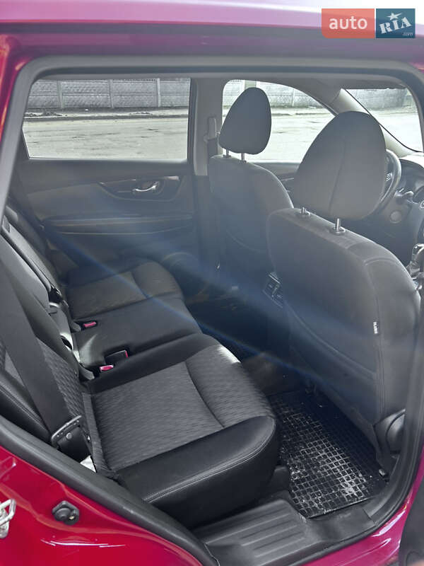 Внедорожник / Кроссовер Nissan X-Trail 2018 в Лозовой